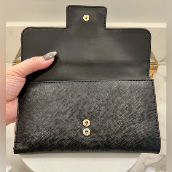 VTG Guess - Los Angeles - Black & Gold Wallet - VGUC - Picture 15 of 17